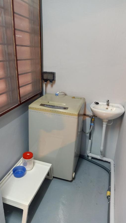 Snoopy Homestay Two Bedroom Batu Pahat Exterior foto